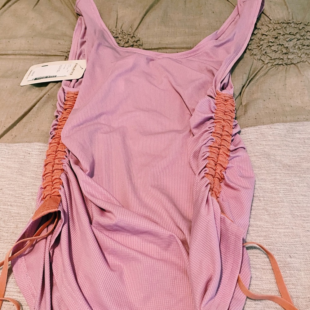 Fabletics Tank - Picture 2 of 6